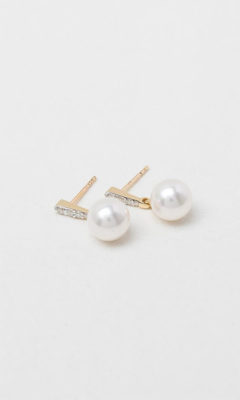 2024 © Hogans Family Jewellers 18K YG Akoya Pearl Drop Earrings