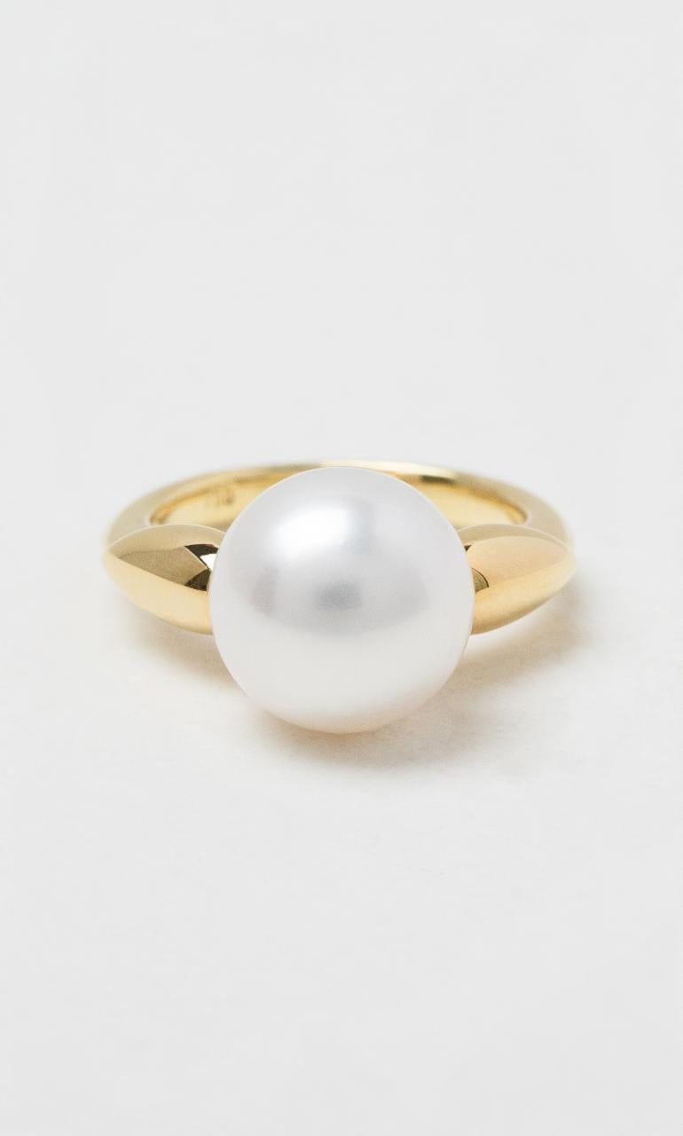 2024 © Hogans Family Jewellers 18K YG South Sea Pearl Dress Ring