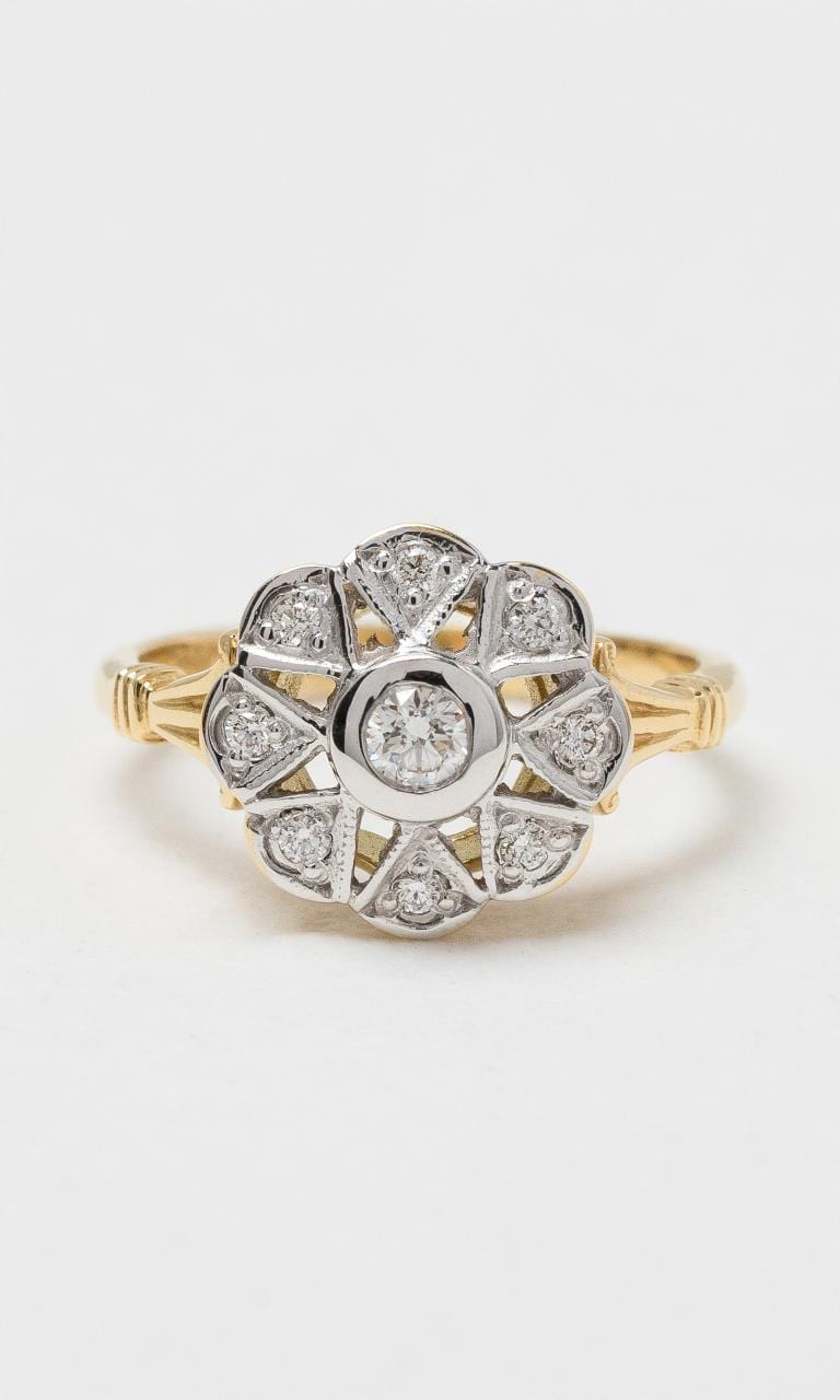 2024 © Hogans Family Jewellers 18K YWG Round Brilliant Diamond Art Deco Ring