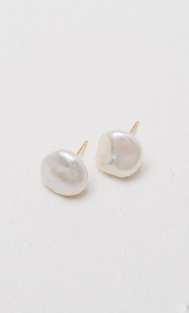 2024 © Hogans Family Jewellers 9K YG 11mm-12mm Freshwater Keshi Pearl Stud Earrings