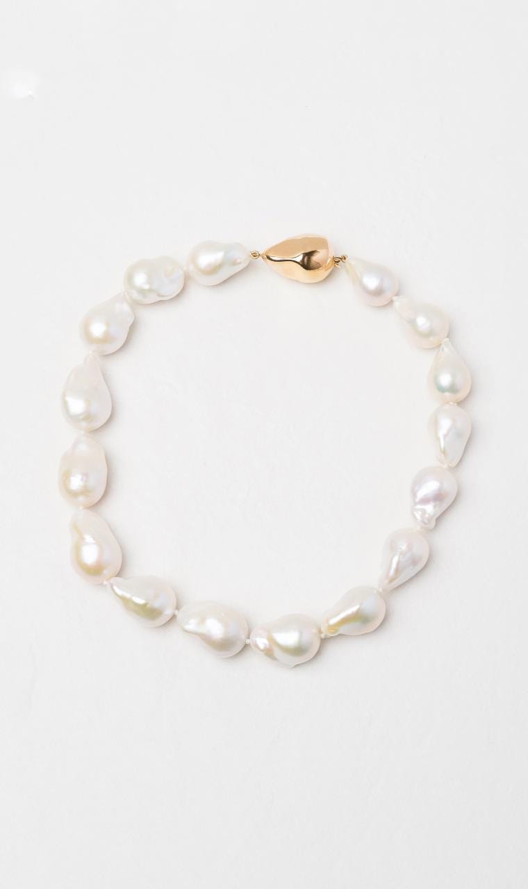 2024 © Hogans Family Jewellers 9K YG Baroque Pearl Necklet