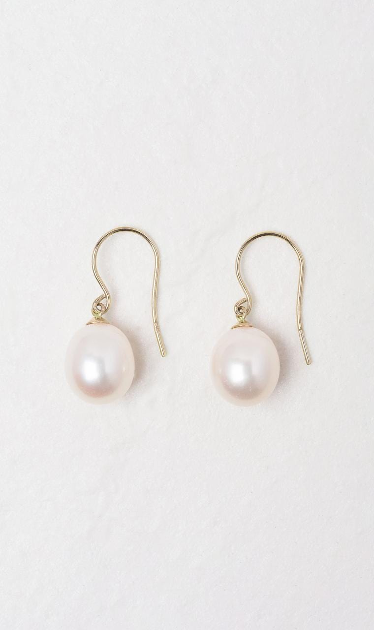 2024 © Hogans Family Jewellers 9K YG Freshwater Pearl Drop Earrings