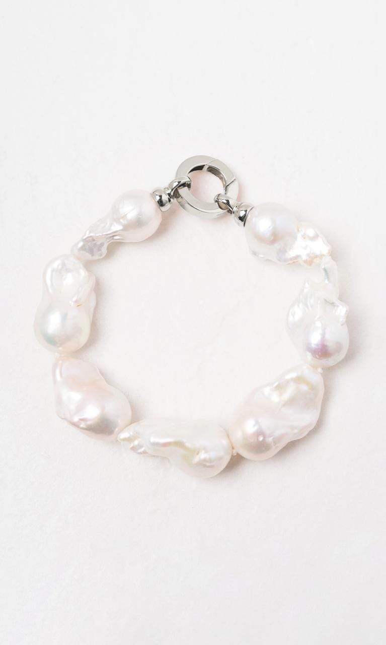 Hogans Family Jewellers 9K WG Baroque Pearl Bracelet