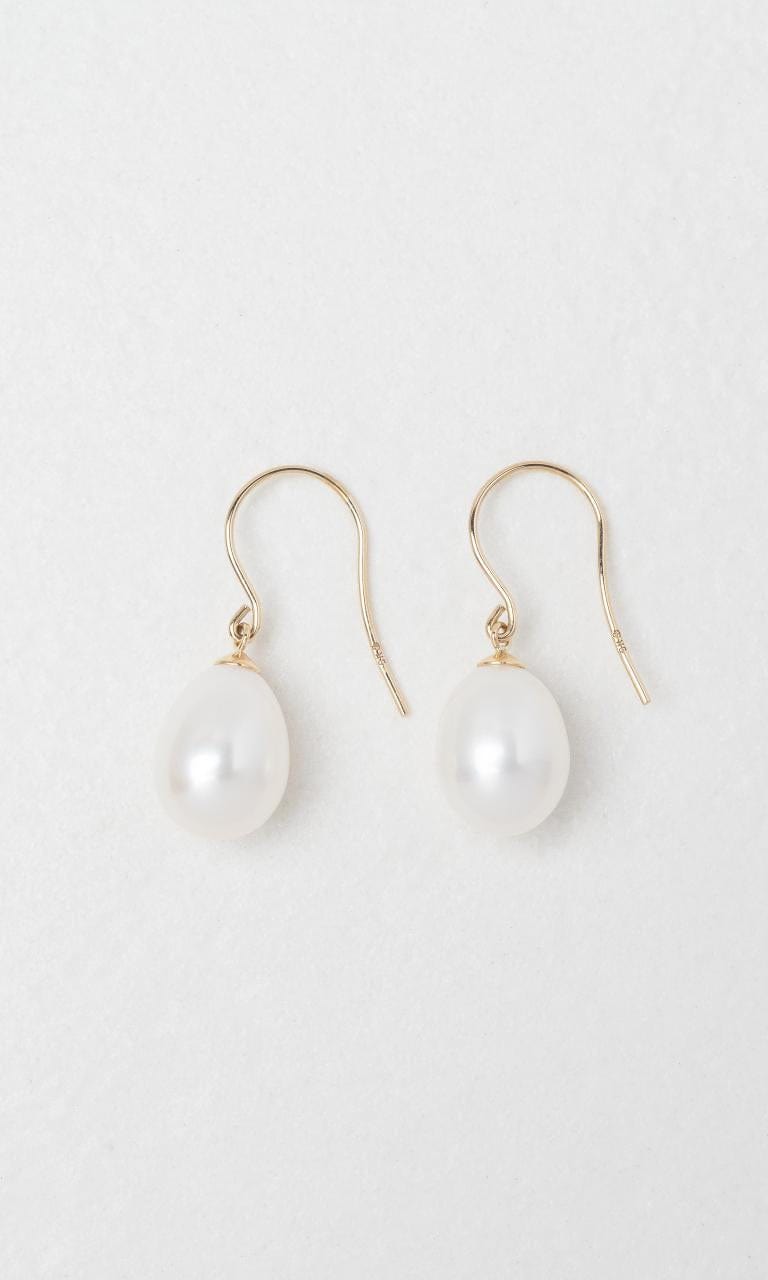 Hogans Family Jewellers 9K YG 8mm Freshwater Pearl Shepherd Hook Earrings