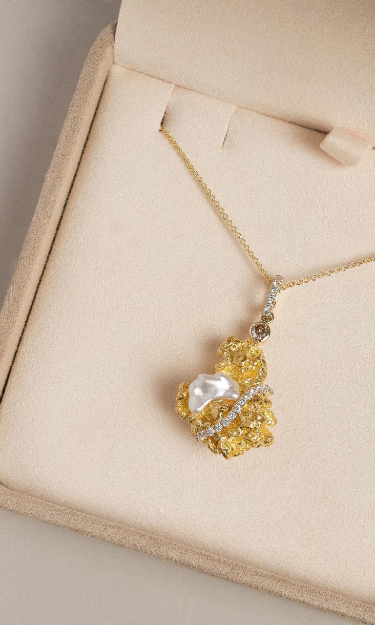 18K YG Australian Gold & Champagne Diamond Pendant
